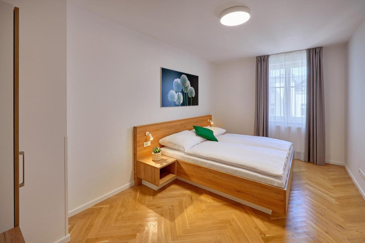 Downtown Suites Rubesova Prague Ngoại thất bức ảnh