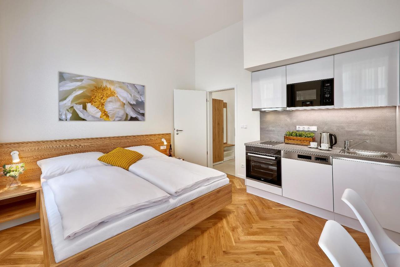 Downtown Suites Rubesova Prague Ngoại thất bức ảnh