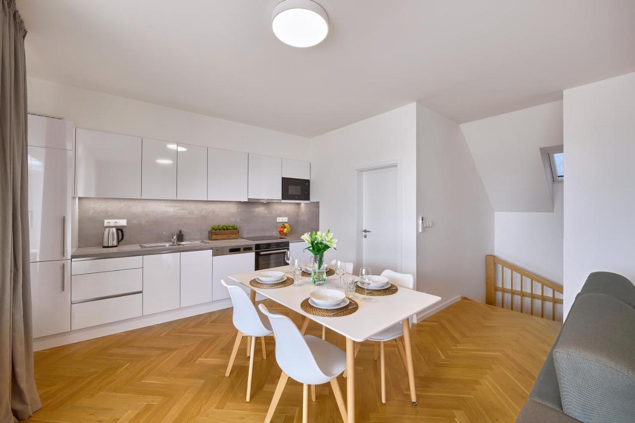 Downtown Suites Rubesova Prague Ngoại thất bức ảnh