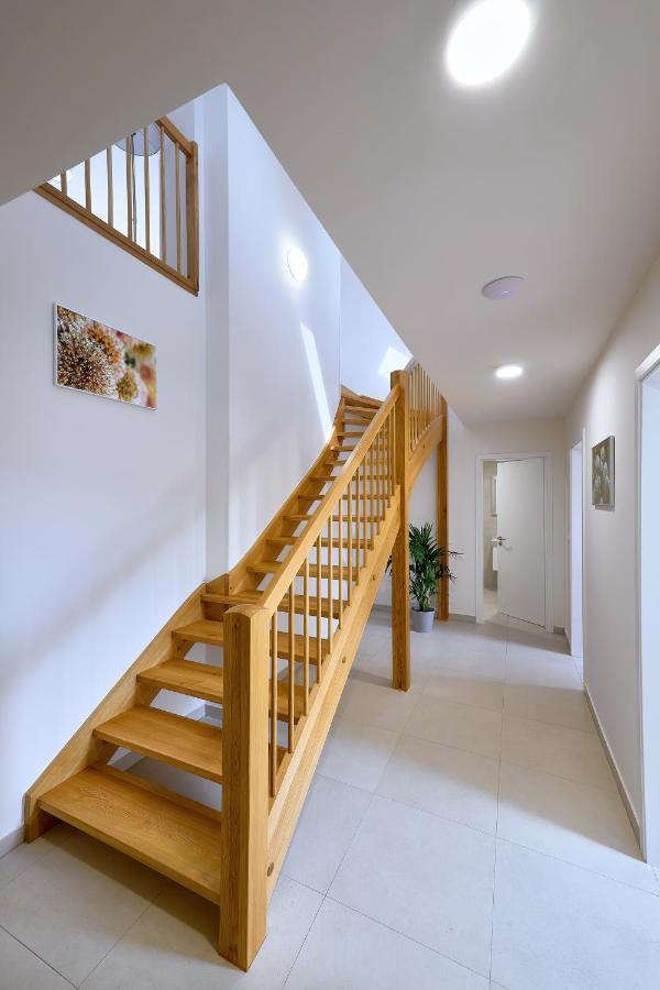 Downtown Suites Rubesova Prague Ngoại thất bức ảnh