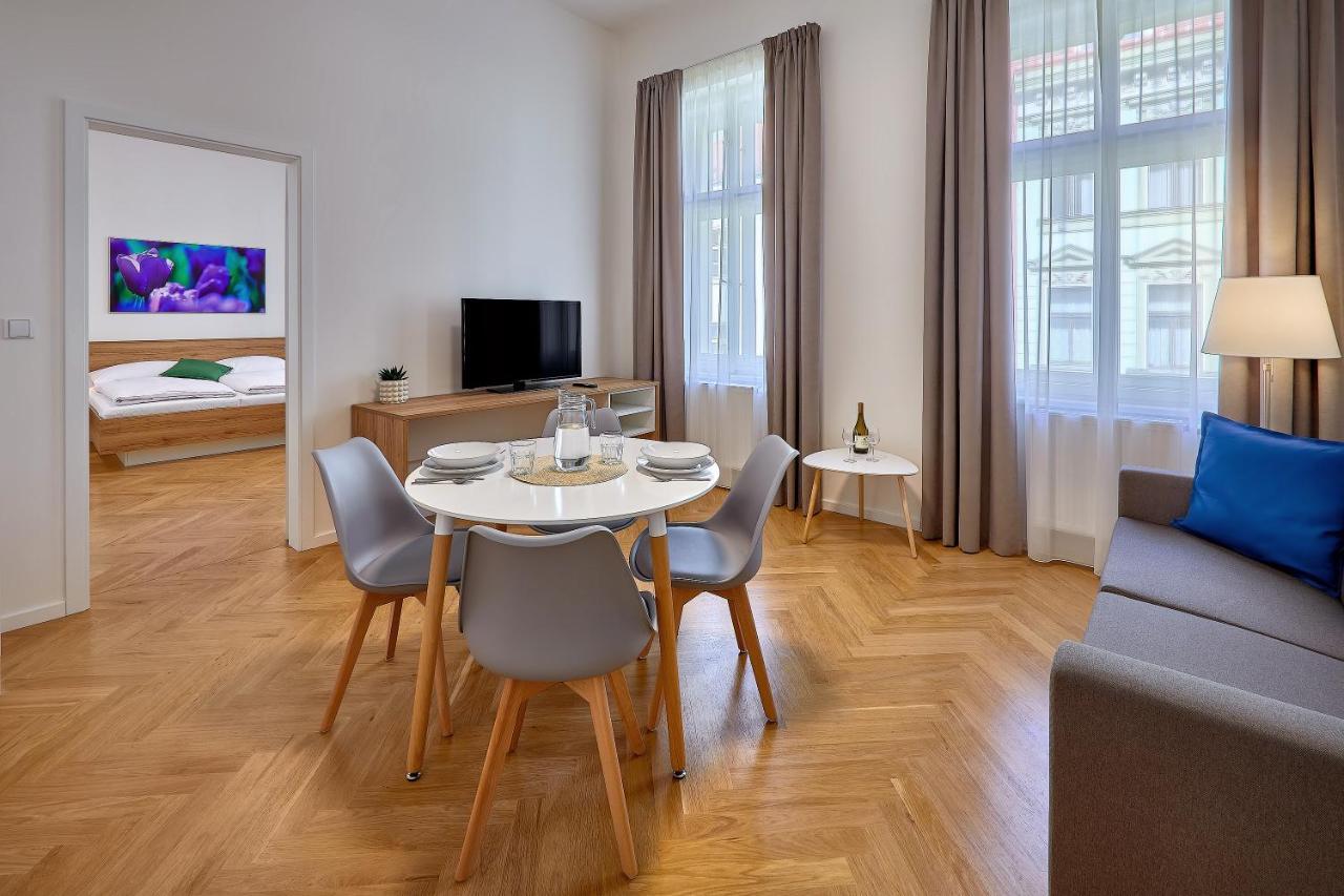 Downtown Suites Rubesova Prague Ngoại thất bức ảnh