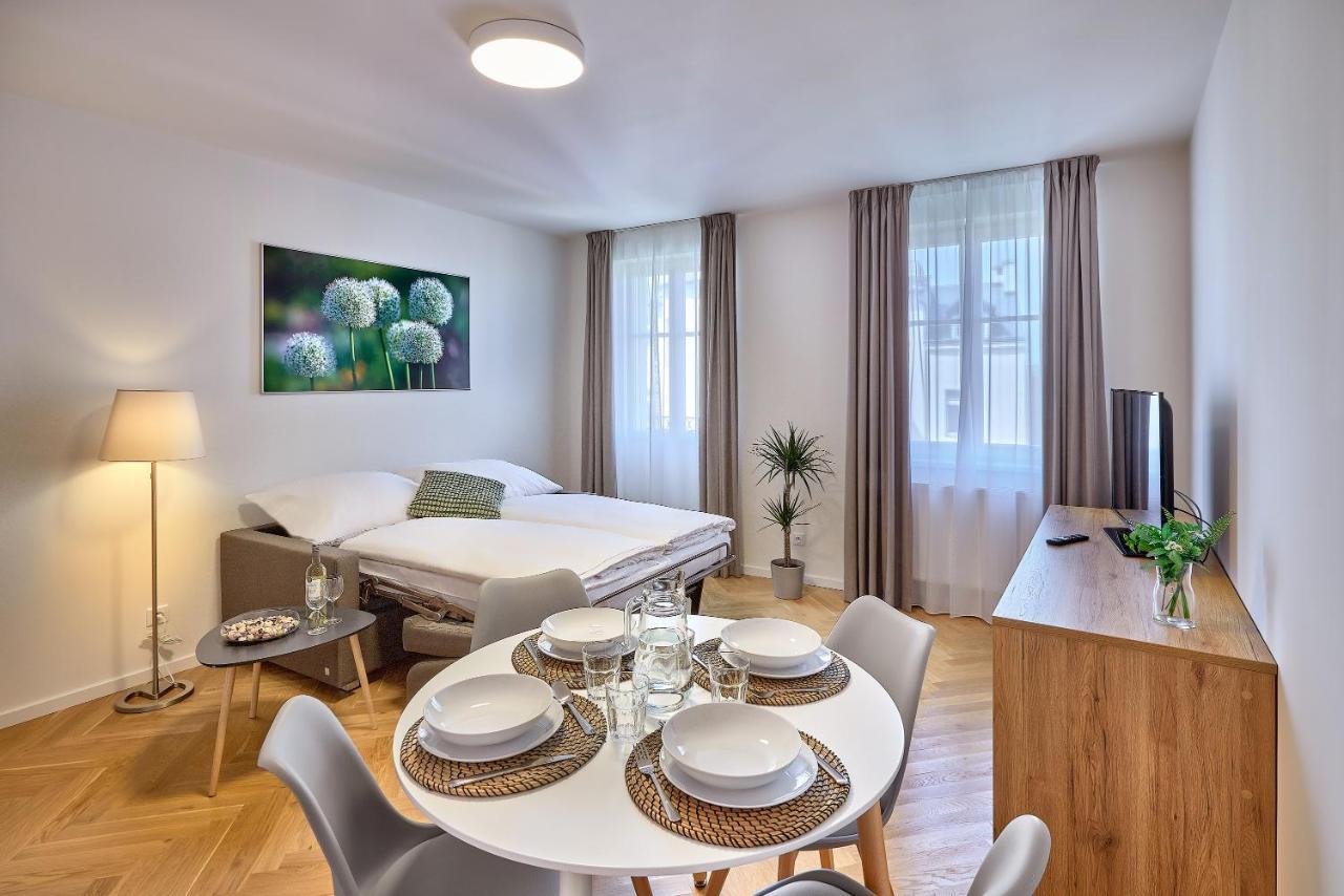 Downtown Suites Rubesova Prague Ngoại thất bức ảnh