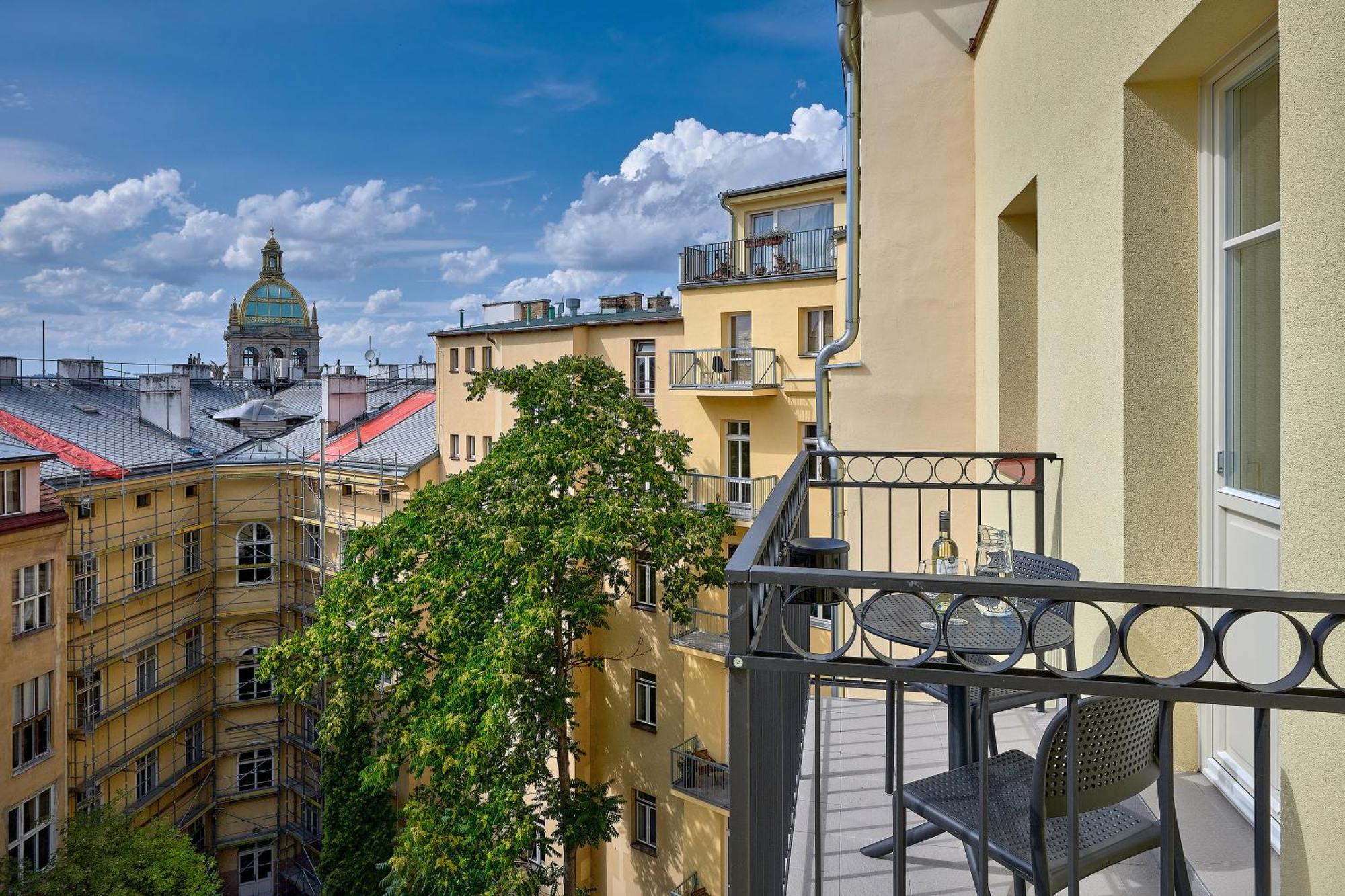 Downtown Suites Rubesova Prague Ngoại thất bức ảnh